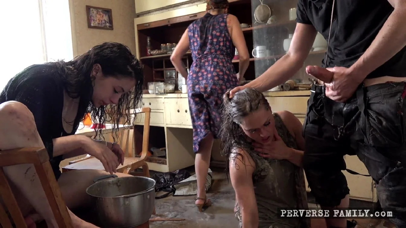 Anna De Ville Barbara Bieber And Brittany Bardot Deepthroat Puke XXX